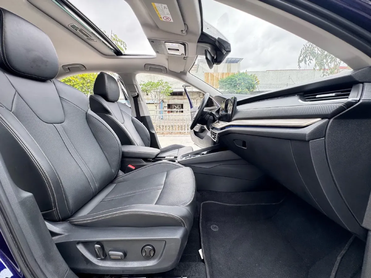 2021 Skoda Octavia 1.4T 150HP L4 7DCT,autocango,china used car exporter,china ev exporter,chinese used car exporter,chinese used ev exporter