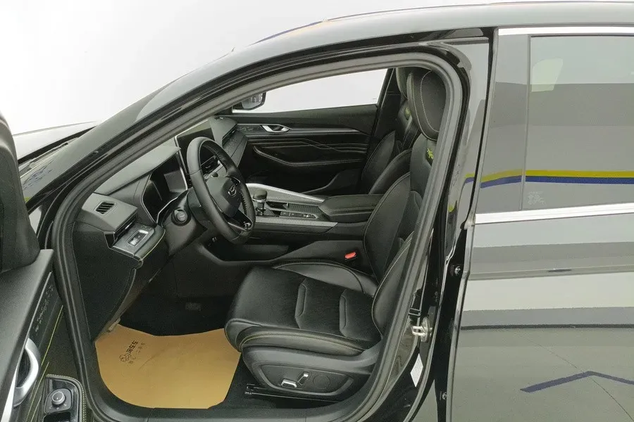 2023 Geely Preface 1.5T 181HP L4 7DCT,autocango,china used car exporter,china ev exporter,chinese used car exporter,chinese used ev exporter