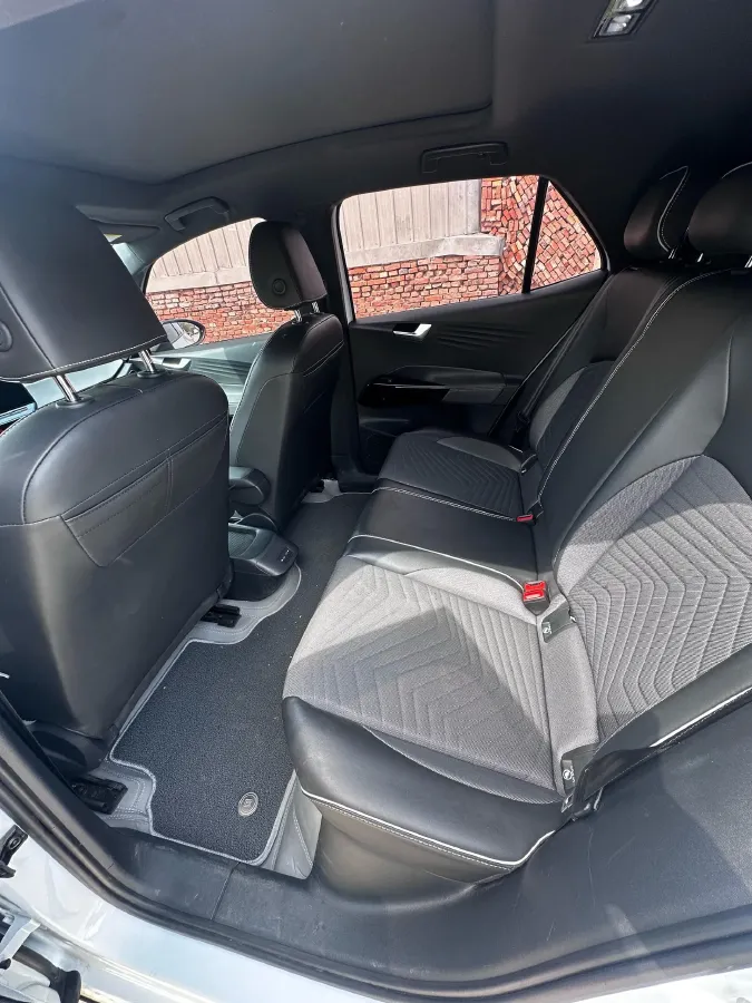 2023 Volkswagen ID.3 BEV 52.8KWH,autocango,china used car exporter,china ev exporter,chinese used car exporter,chinese used ev exporter