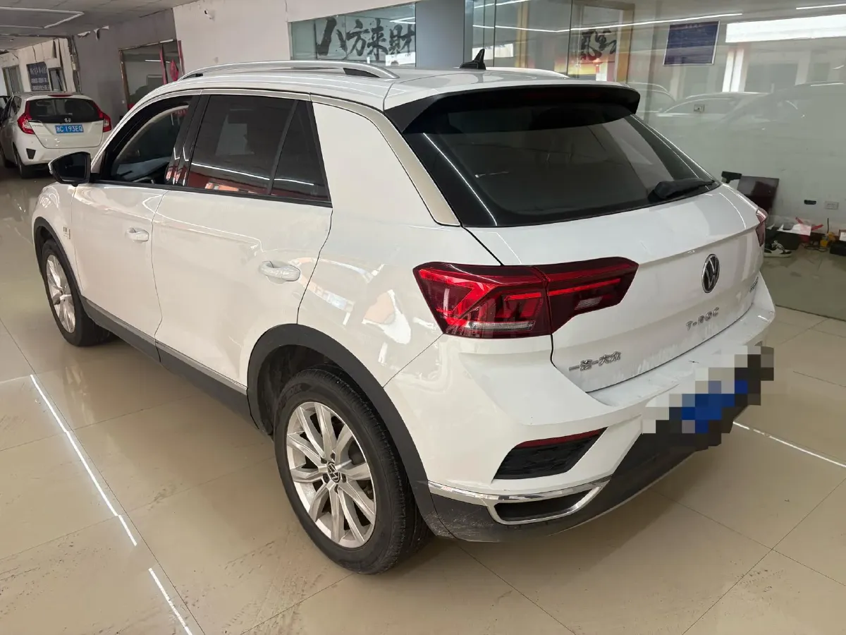 2021 Volkswagen T-Roc 1.4T 150HP L4 7DCT,autocango,china used car exporter,china ev exporter,chinese used car exporter,chinese used ev exporter
