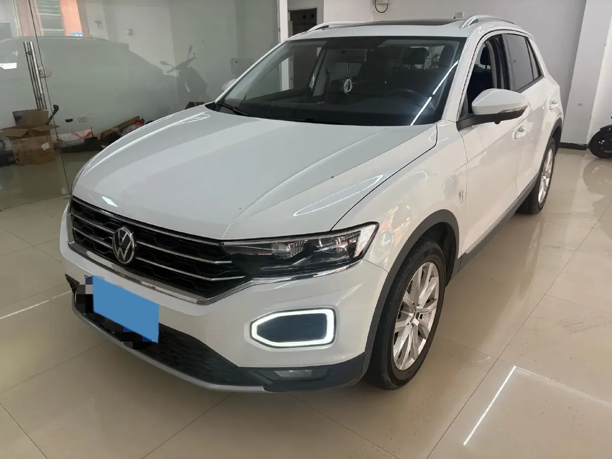 2021 Volkswagen T-Roc 1.4T 150HP L4 7DCT,autocango,china used car exporter,china ev exporter,chinese used car exporter,chinese used ev exporter