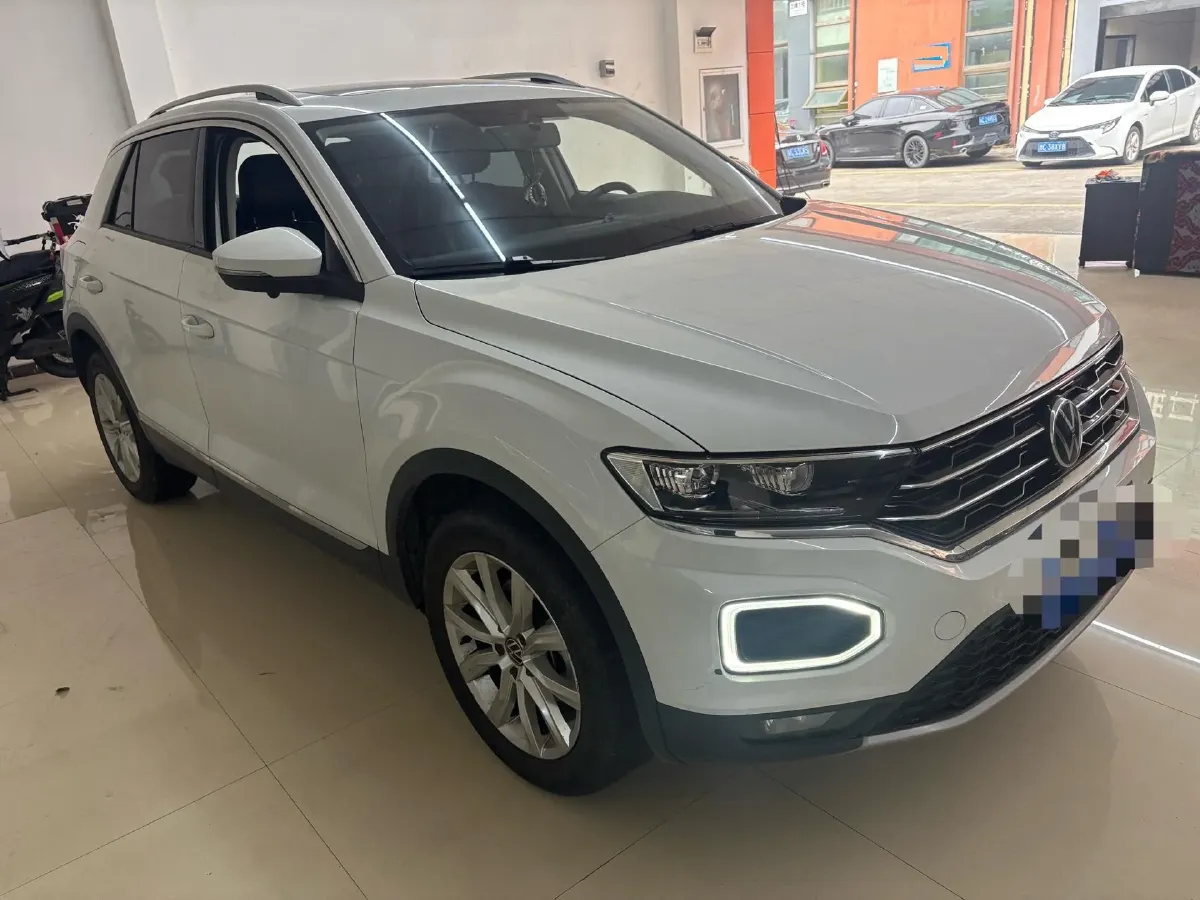 2021 Volkswagen T-Roc 1.4T 150HP L4 7DCT,autocango,china used car exporter,china ev exporter,chinese used car exporter,chinese used ev exporter