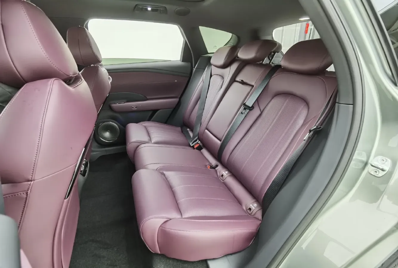 2025 Voyah FREE REEV 129HP REEV,autocango,china used car exporter,china ev exporter,chinese used car exporter,chinese used ev exporter