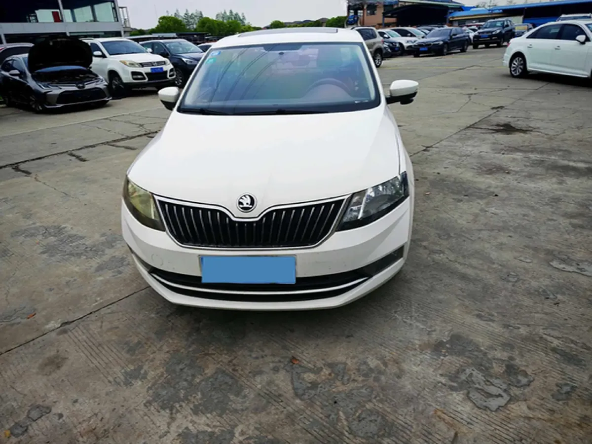 2019 SWM G01 1.5T 156HP L4 6AT,autocango,china used car exporter,china ev exporter,chinese used car exporter,chinese used ev exporter