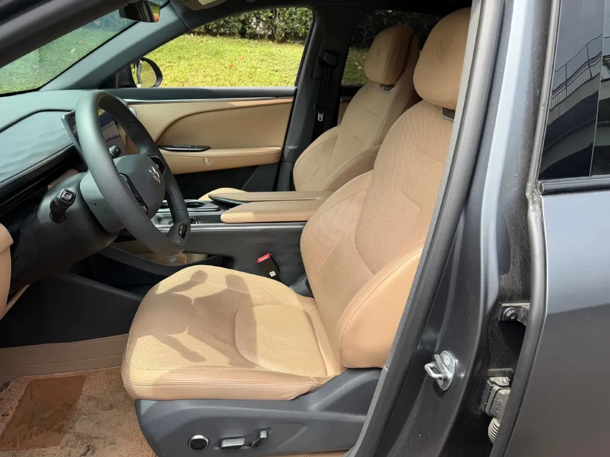 2025 Ford Ranger 2.3T 186HP L4 8AT,autocango,china used car exporter,china ev exporter,chinese used car exporter,chinese used ev exporter