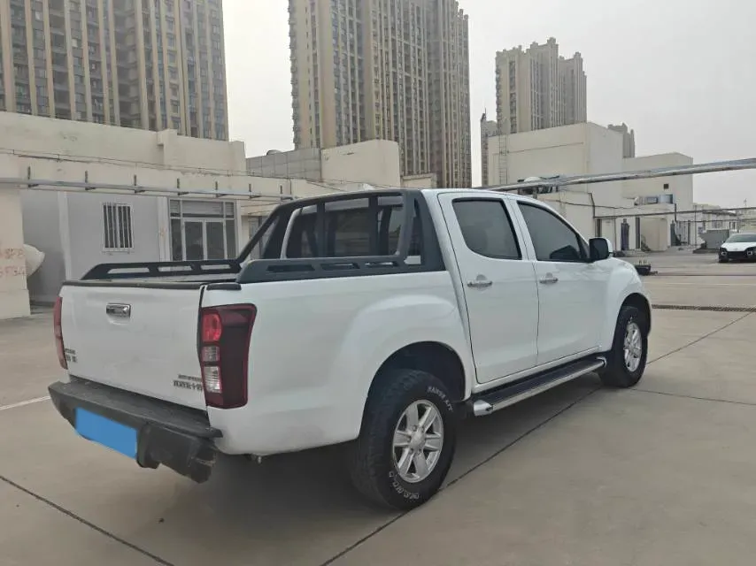 2020 Isuzu LingTuo 2.5T 150HP L4 6AT,autocango,china used car exporter,china ev exporter,chinese used car exporter,chinese used ev exporter