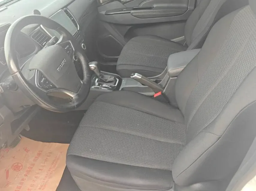 2020 Isuzu LingTuo 2.5T 150HP L4 6AT,autocango,china used car exporter,china ev exporter,chinese used car exporter,chinese used ev exporter