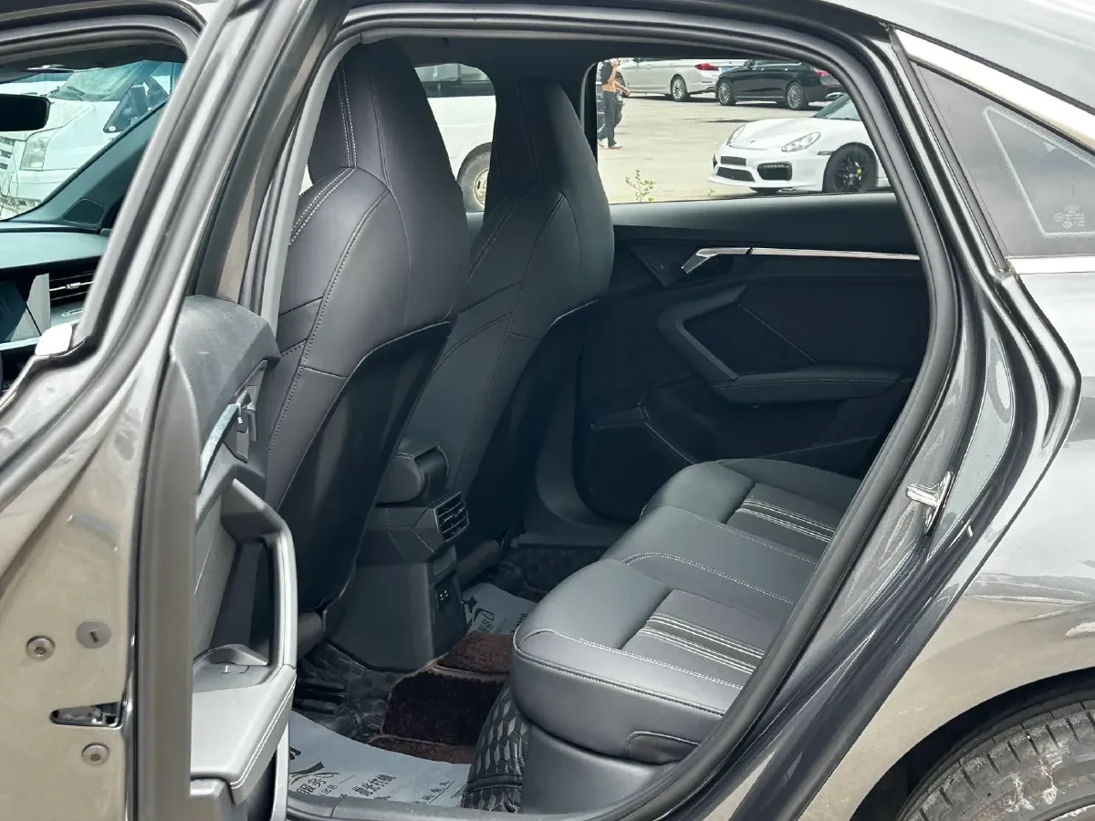 2021 Audi A3 1.4T 150HP L4 7DCT,autocango,china used car exporter,china ev exporter,chinese used car exporter,chinese used ev exporter