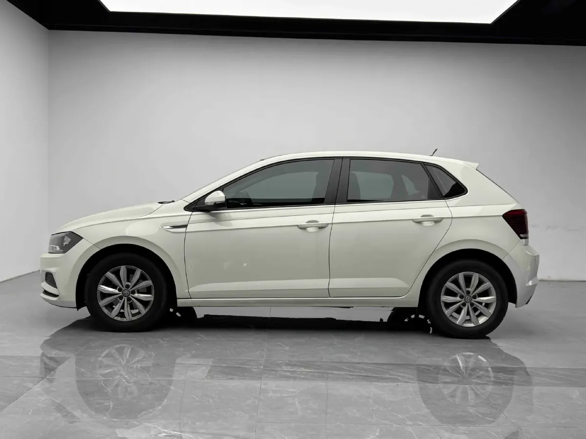 2019 Volkswagen Polo 1.5L 113HP L4 6AT,autocango,china used car exporter,china ev exporter,chinese used car exporter,chinese used ev exporter