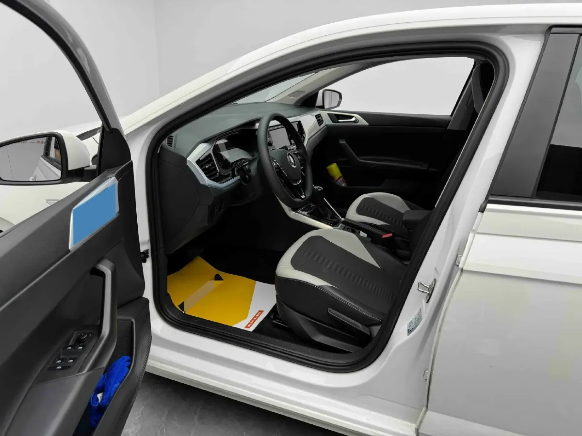 2019 Volkswagen Polo 1.5L 113HP L4 6AT,autocango,china used car exporter,china ev exporter,chinese used car exporter,chinese used ev exporter