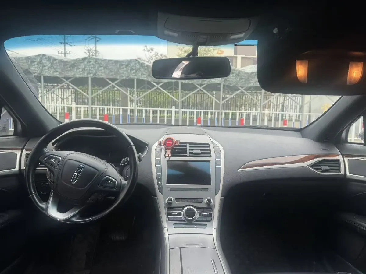 2019 Lincoln MKZ 2.0T 203HP L4 6AT,autocango,china used car exporter,china ev exporter,chinese used car exporter,chinese used ev exporter