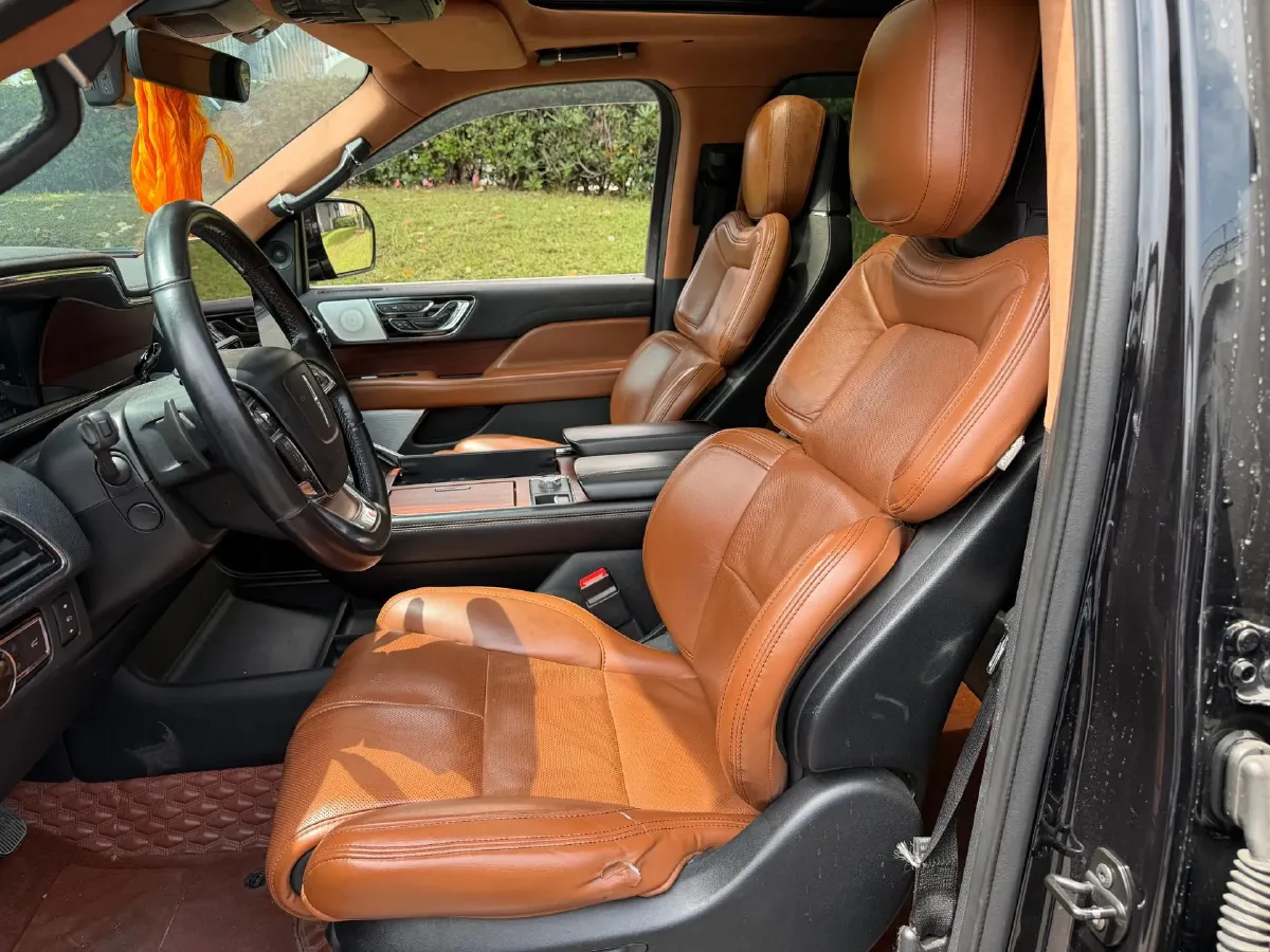 2020 Lincoln Navigator 3.5T 388HP V6 10AT,autocango,china used car exporter,china ev exporter,chinese used car exporter,chinese used ev exporter