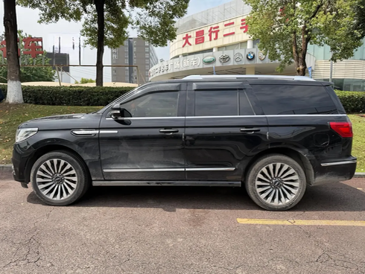 2020 Lincoln Navigator 3.5T 388HP V6 10AT,autocango,china used car exporter,china ev exporter,chinese used car exporter,chinese used ev exporter
