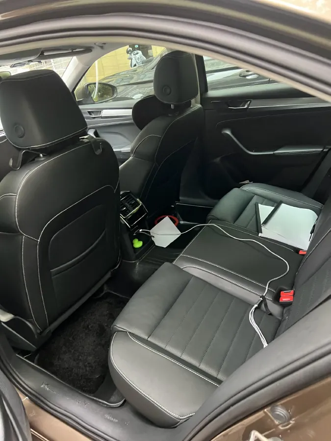 2019 Skoda Superb 1.4T 150HP L4 7DCT,autocango,china used car exporter,china ev exporter,chinese used car exporter,chinese used ev exporter