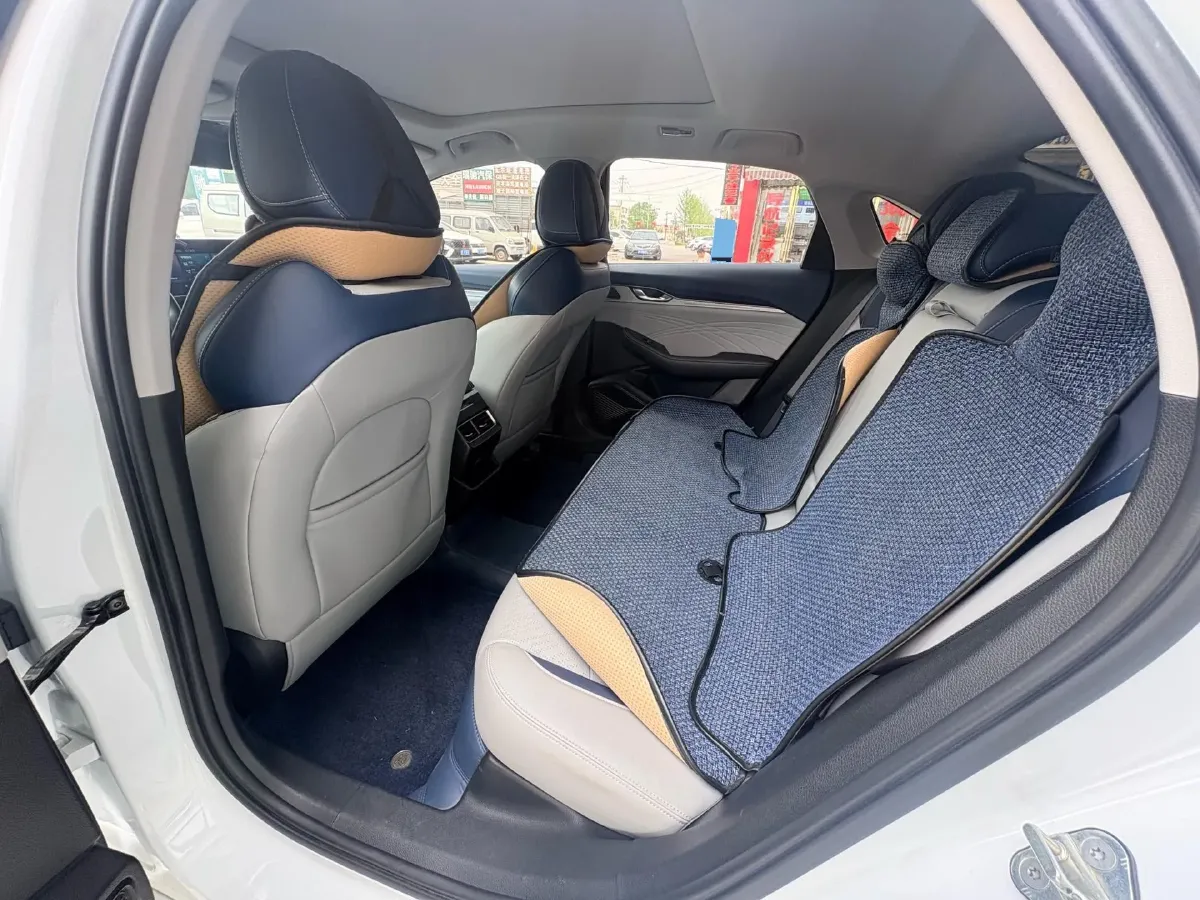 2021 Geely Preface 2.0T 190HP L4 7DCT,autocango,china used car exporter,china ev exporter,chinese used car exporter,chinese used ev exporter