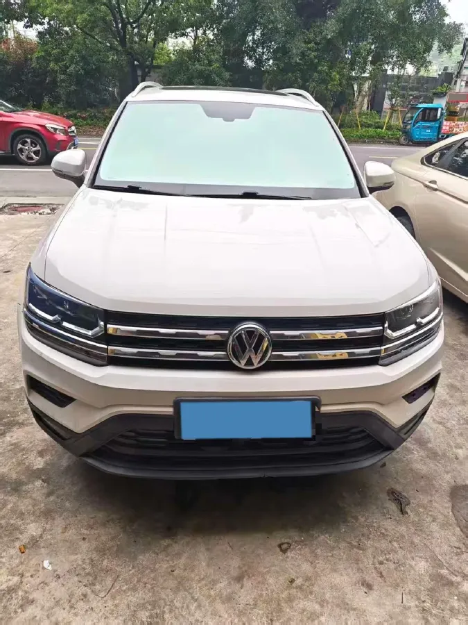 2019 MINI MINI 1.5T 102HP L3 7DCT,autocango,china used car exporter,china ev exporter,chinese used car exporter,chinese used ev exporter