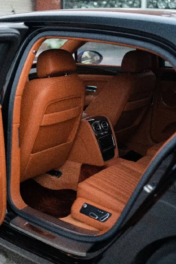 2017 Bentley Flying Spur 4.0T 528HP V8 8AT,autocango,china used car exporter,china ev exporter,chinese used car exporter,chinese used ev exporter