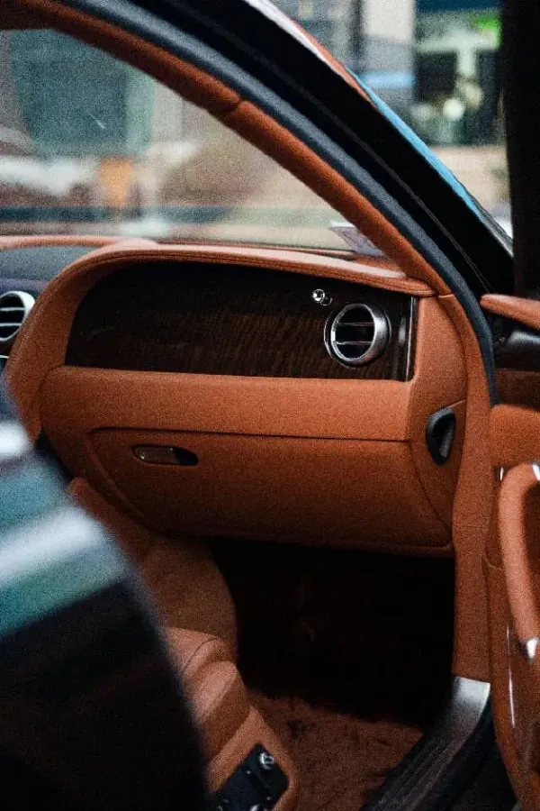 2017 Bentley Flying Spur 4.0T 528HP V8 8AT,autocango,china used car exporter,china ev exporter,chinese used car exporter,chinese used ev exporter