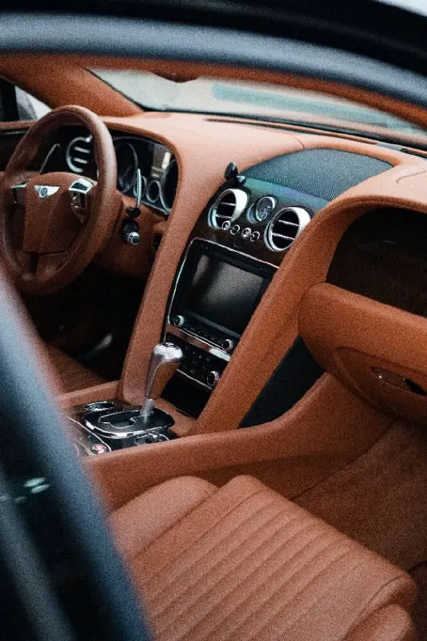 2017 Bentley Flying Spur 4.0T 528HP V8 8AT,autocango,china used car exporter,china ev exporter,chinese used car exporter,chinese used ev exporter