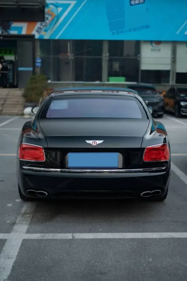 2017 Bentley Flying Spur 4.0T 528HP V8 8AT,autocango,china used car exporter,china ev exporter,chinese used car exporter,chinese used ev exporter