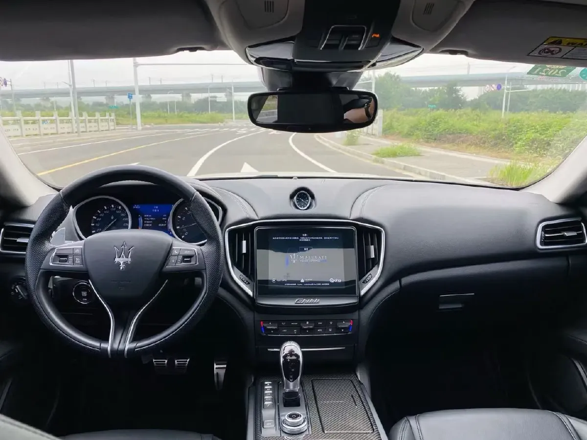2019 Maserati Ghibli 3.0T 350HP V6 8AT,autocango,china used car exporter,china ev exporter,chinese used car exporter,chinese used ev exporter