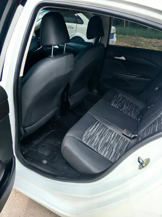 2019 Chevrolet Cavalier 1.5L 113HP L4 6AT,autocango,china used car exporter,china ev exporter,chinese used car exporter,chinese used ev exporter