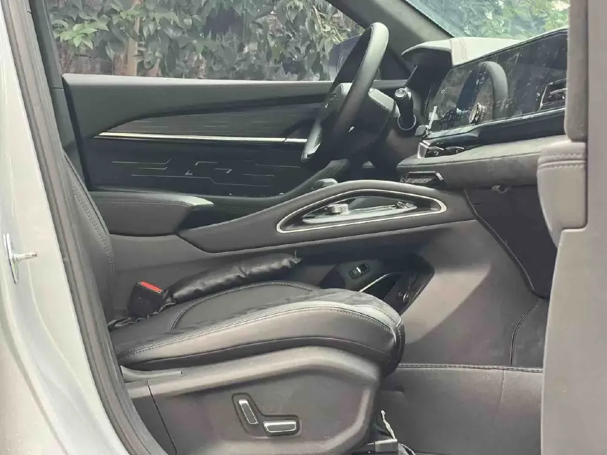 2022 Geely Monjaro 1.5T 150HP L3 3DHT Hybrid,autocango,china used car exporter,china ev exporter,chinese used car exporter,chinese used ev exporter