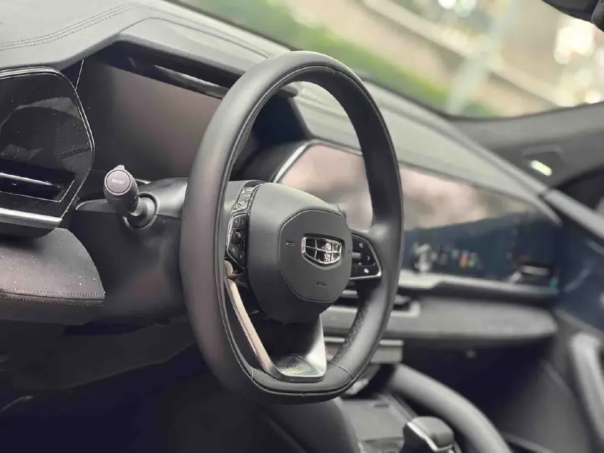 2022 Geely Monjaro 1.5T 150HP L3 3DHT Hybrid,autocango,china used car exporter,china ev exporter,chinese used car exporter,chinese used ev exporter