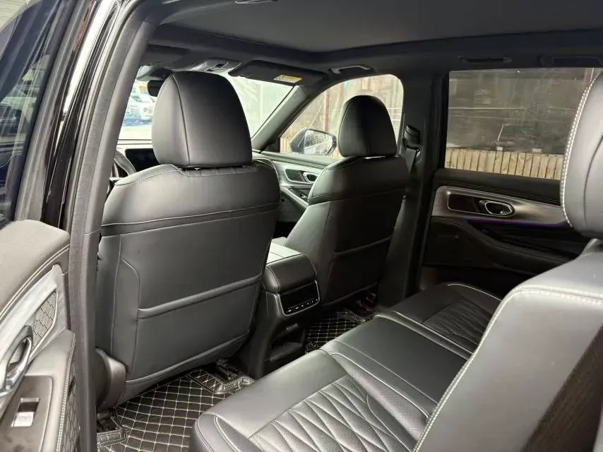 2022 GAC Trumpchi GS8 2.0T 252HP L4 8AT,autocango,china used car exporter,china ev exporter,chinese used car exporter,chinese used ev exporter