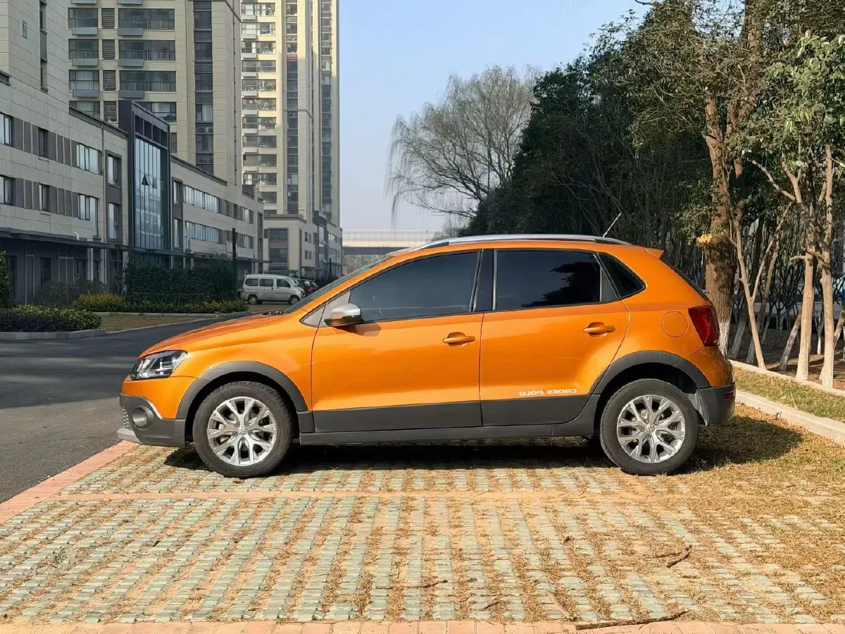 2016 Volkswagen Polo 1.6L 110HP L4 6AT,autocango,china used car exporter,china ev exporter,chinese used car exporter,chinese used ev exporter