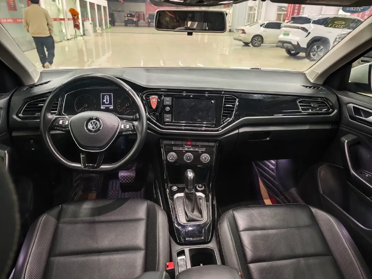 2019 Volkswagen T-Roc 1.4T 150HP L4 7DCT,autocango,china used car exporter,china ev exporter,chinese used car exporter,chinese used ev exporter