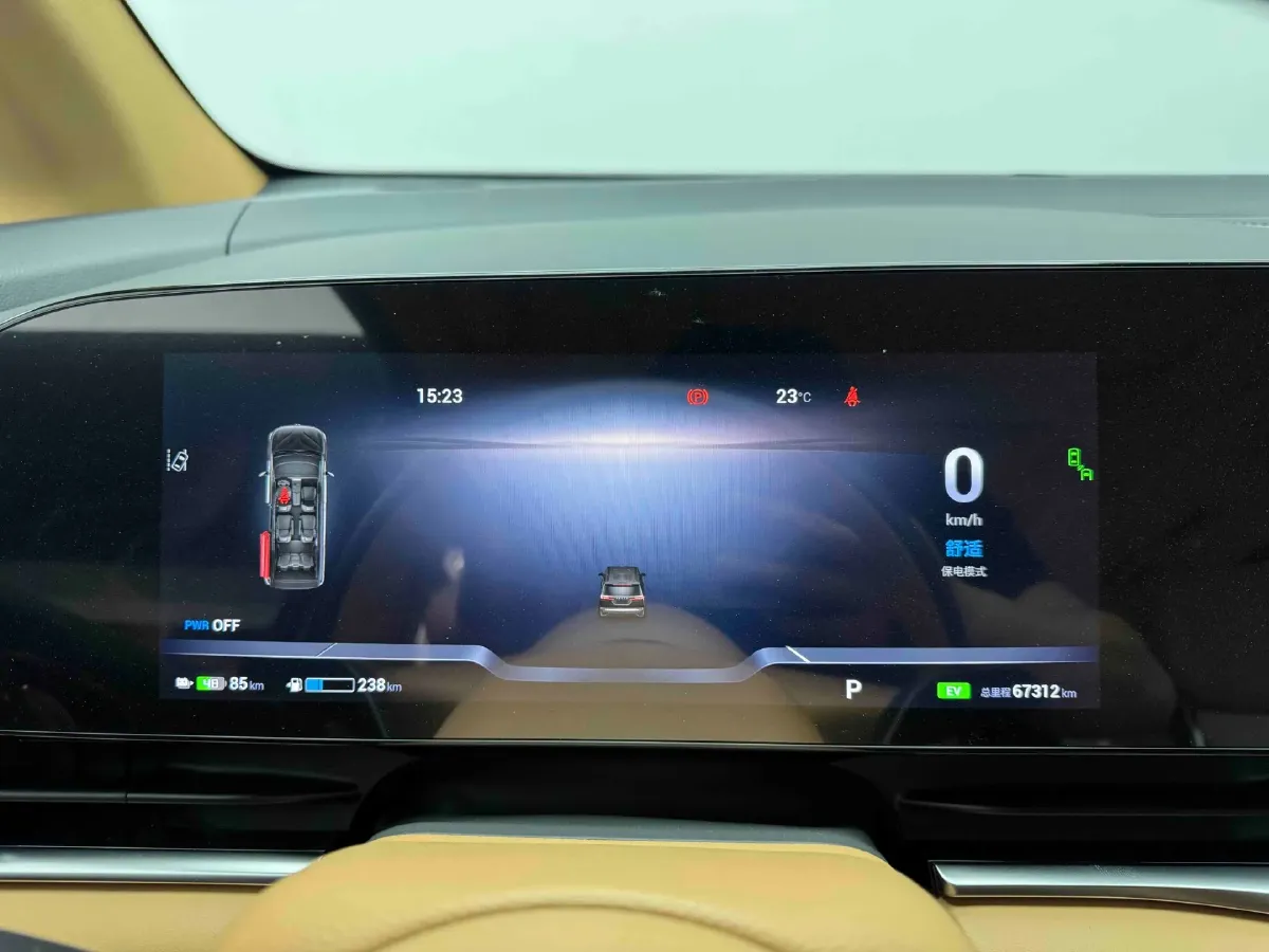 2024 Voyah Dream 1.5T 150HP L4 PHEV 43KWH,autocango,china used car exporter,china ev exporter,chinese used car exporter,chinese used ev exporter