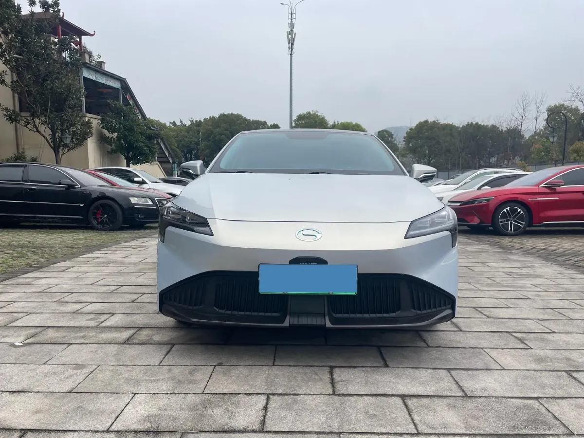 2022 ChangAn Oshan Z6 1.5T 170HP L4 6TCT PHEV 28.4KWH,autocango,china used car exporter,china ev exporter,chinese used car exporter,chinese used ev exporter