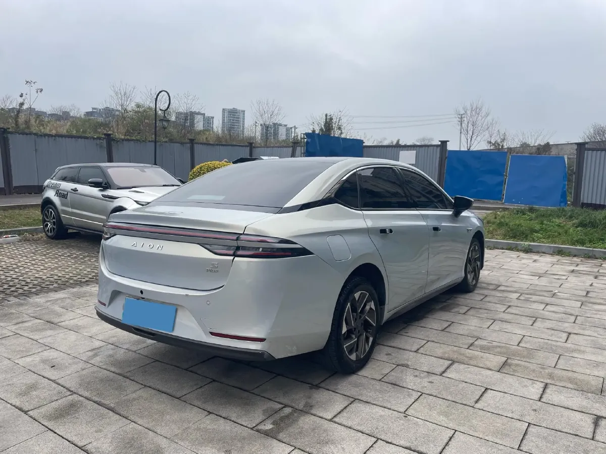 2022 ChangAn Oshan Z6 1.5T 170HP L4 6TCT PHEV 28.4KWH,autocango,china used car exporter,china ev exporter,chinese used car exporter,chinese used ev exporter
