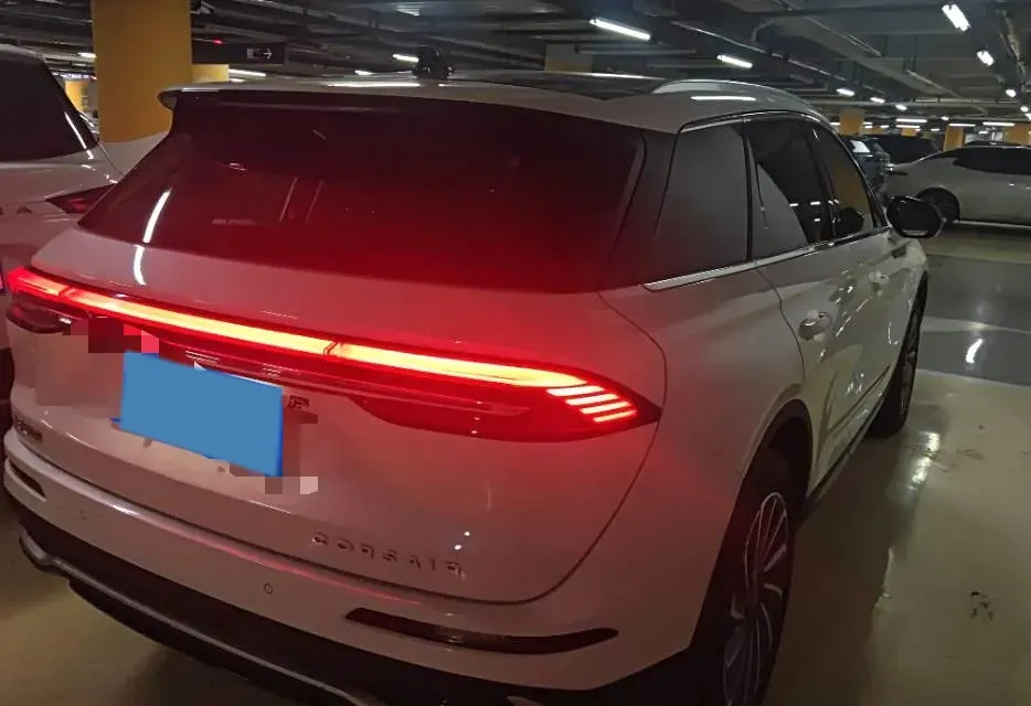 2023 Lincoln Corsair 2.0T 261HP L4 8AT,autocango,china used car exporter,china ev exporter,chinese used car exporter,chinese used ev exporter