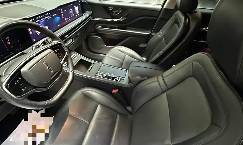 2023 Lincoln Corsair 2.0T 261HP L4 8AT,autocango,china used car exporter,china ev exporter,chinese used car exporter,chinese used ev exporter