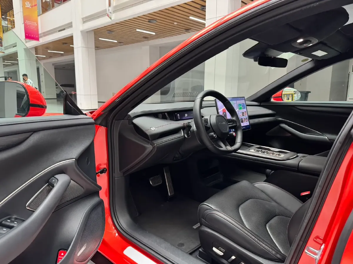 2024 MI SU7 BEV 101KWH,autocango,china used car exporter,china ev exporter,chinese used car exporter,chinese used ev exporter