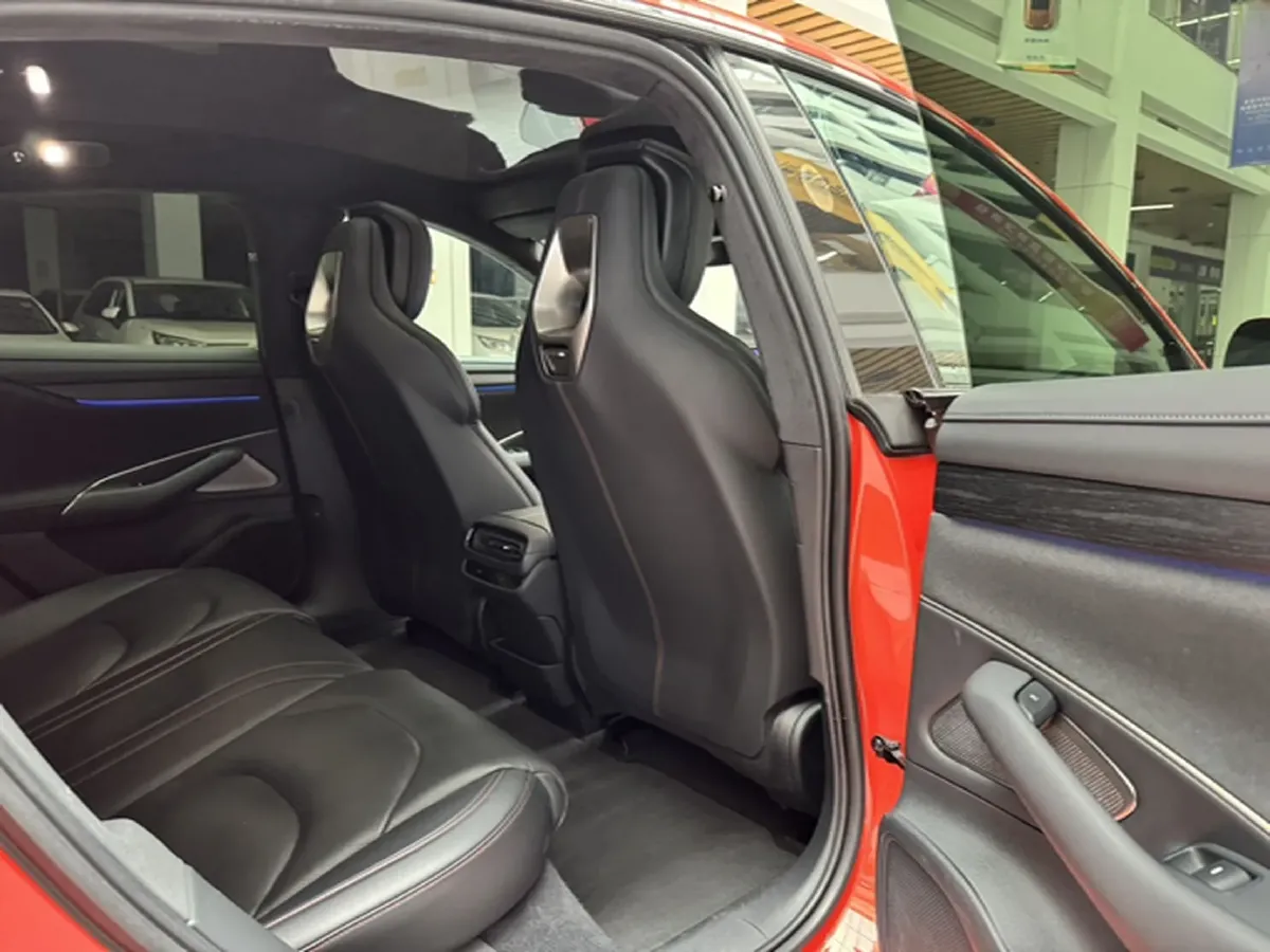 2024 MI SU7 BEV 101KWH,autocango,china used car exporter,china ev exporter,chinese used car exporter,chinese used ev exporter