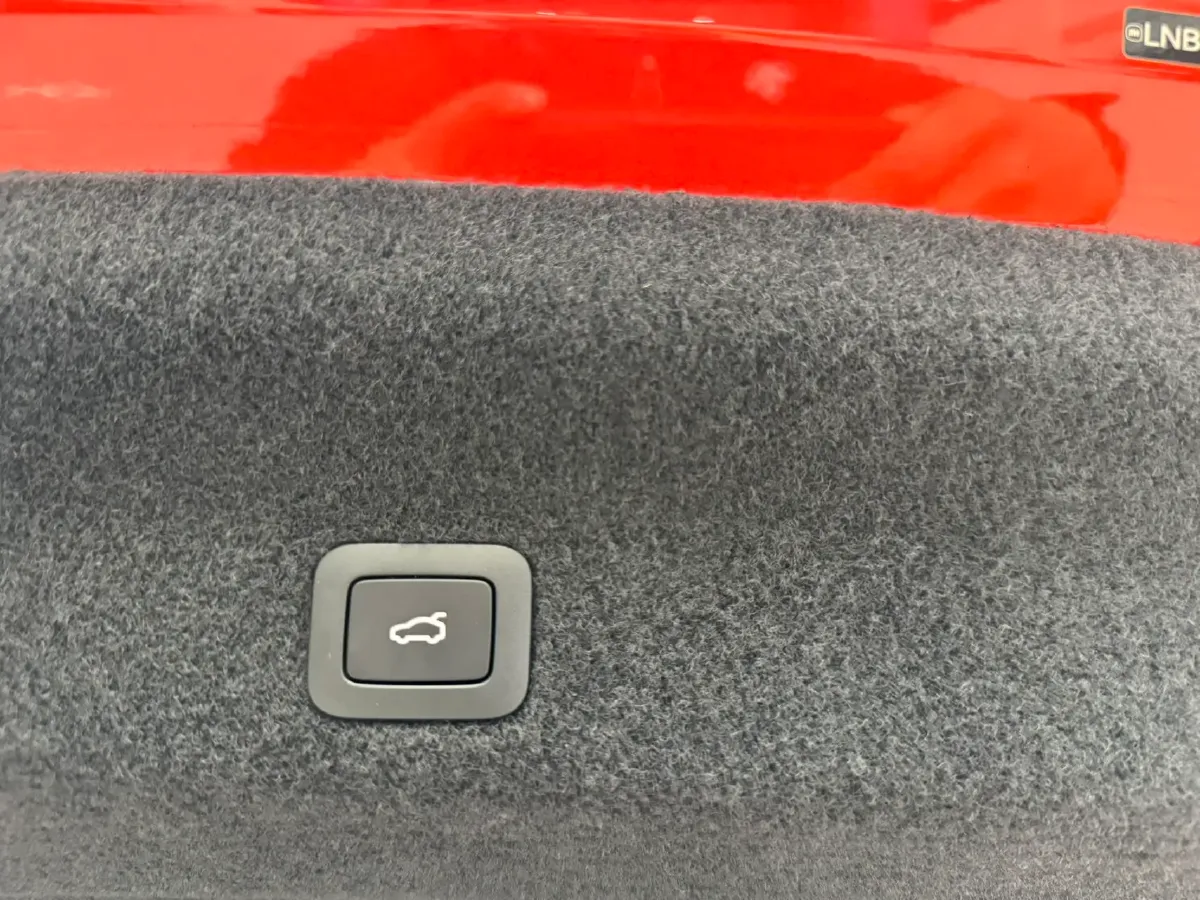 2024 MI SU7 BEV 101KWH,autocango,china used car exporter,china ev exporter,chinese used car exporter,chinese used ev exporter