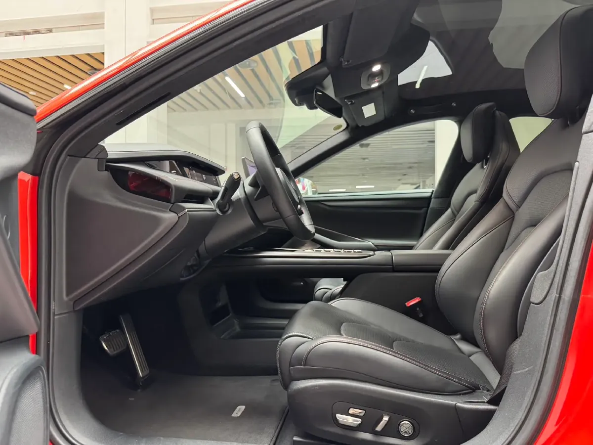 2024 MI SU7 BEV 101KWH,autocango,china used car exporter,china ev exporter,chinese used car exporter,chinese used ev exporter