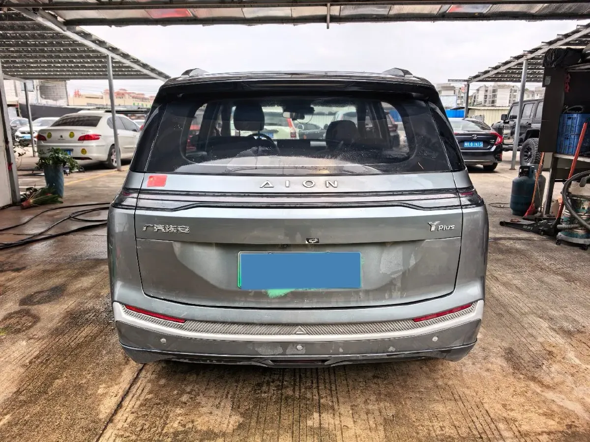 2024 Leapmotor C11 1.5L 95HP L4 REEV 43.74KWH,autocango,china used car exporter,china ev exporter,chinese used car exporter,chinese used ev exporter