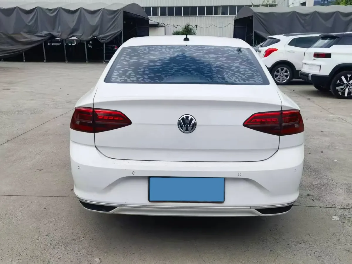 2019 Volkswagen T-Cross 1.4T 150HP L4 7DCT,autocango,china used car exporter,china ev exporter,chinese used car exporter,chinese used ev exporter