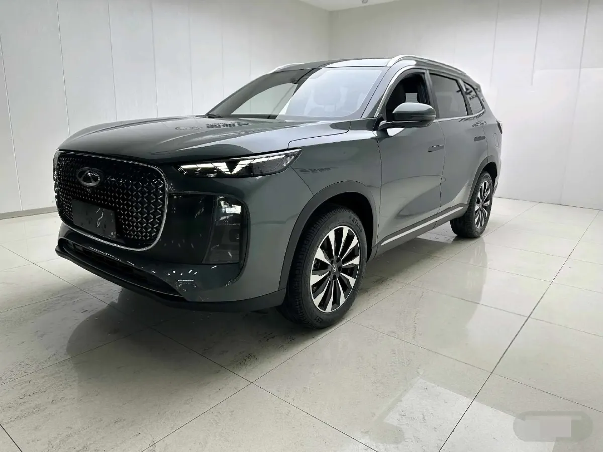 2025 Chery Tiggo 8 Plus 1.6T 197HP L4 7DCT,autocango,china used car exporter,china ev exporter,chinese used car exporter,chinese used ev exporter