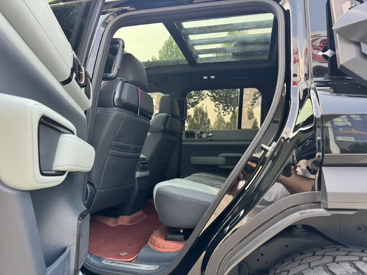 2023 FangChengBao Bao 5 1.5T 194HP L4 E-CVT PHEV 31.8KWH,autocango,china used car exporter,china ev exporter,chinese used car exporter,chinese used ev exporter