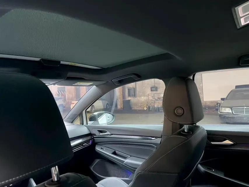 2023 Volkswagen Golf 1.4T 150HP L4 7DCT,autocango,china used car exporter,china ev exporter,chinese used car exporter,chinese used ev exporter