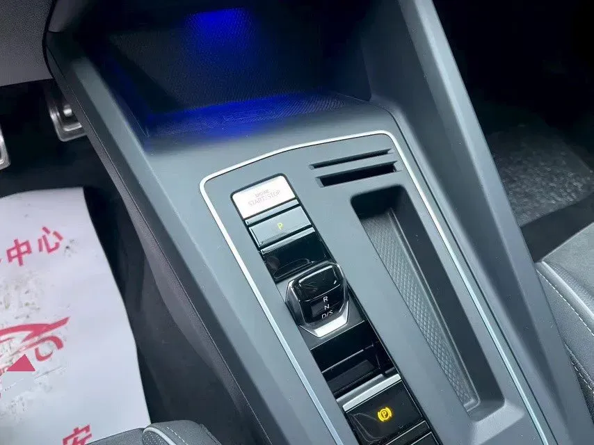 2023 Volkswagen Golf 1.4T 150HP L4 7DCT,autocango,china used car exporter,china ev exporter,chinese used car exporter,chinese used ev exporter