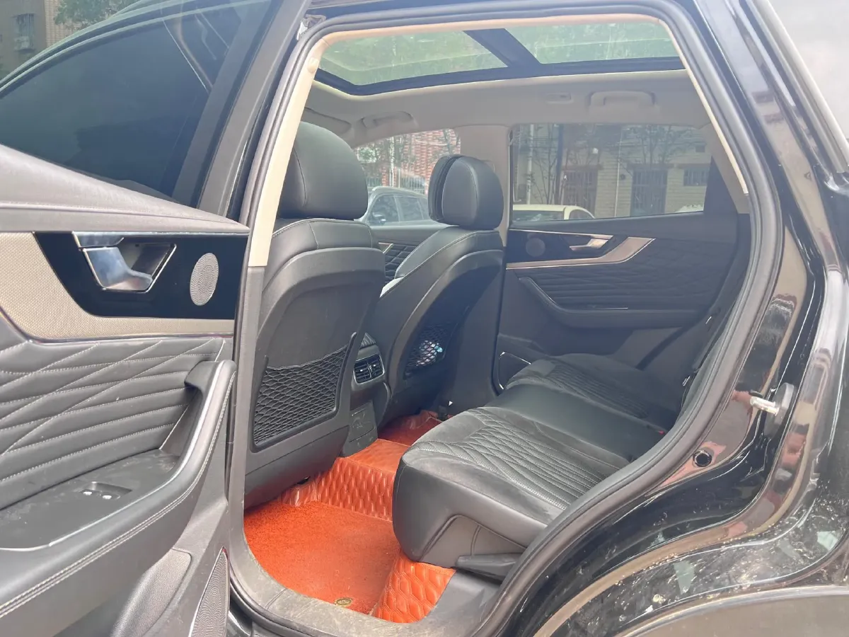 2022 HongQi HS5 2.0T 224HP L4 6AT,autocango,china used car exporter,china ev exporter,chinese used car exporter,chinese used ev exporter