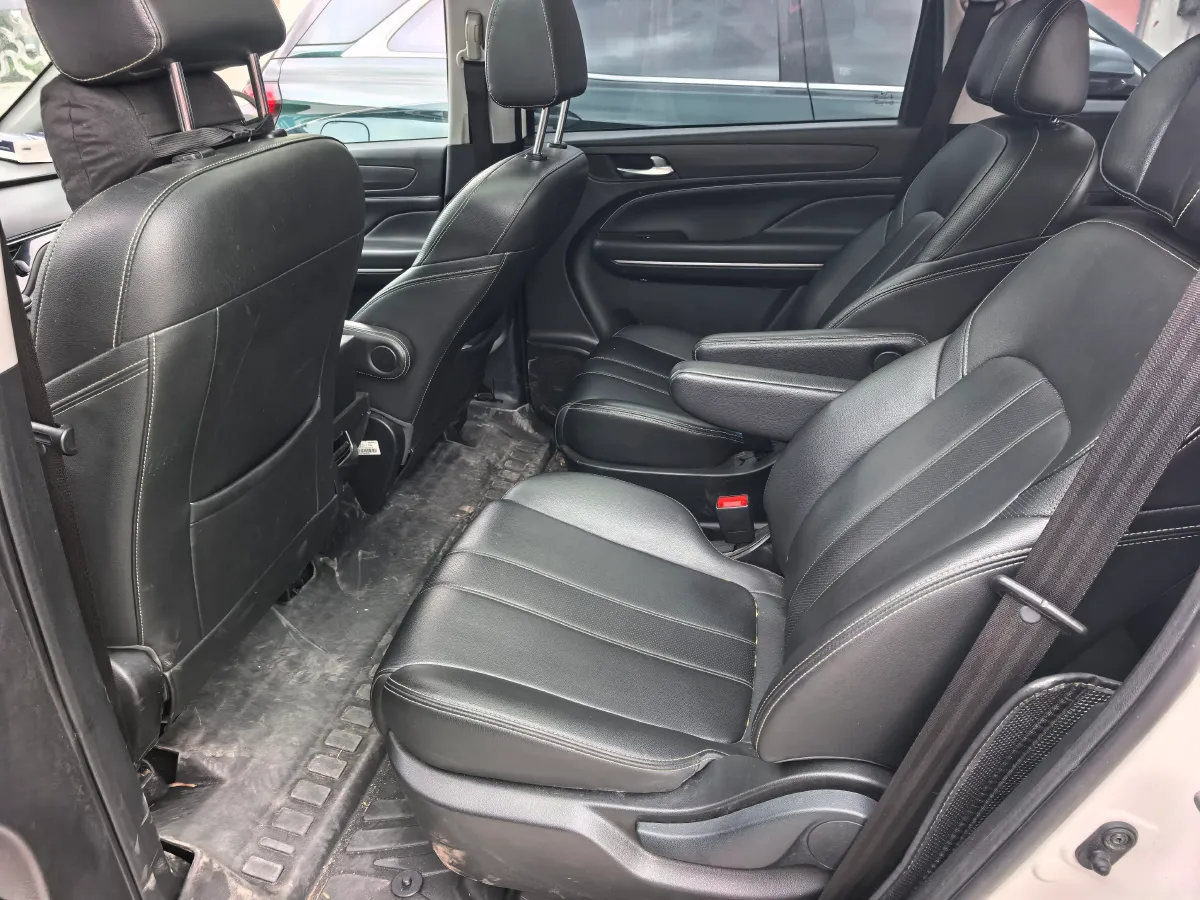 2021 GAC Trumpchi M6 1.5T 169HP L4 7DCT,autocango,china used car exporter,china ev exporter,chinese used car exporter,chinese used ev exporter