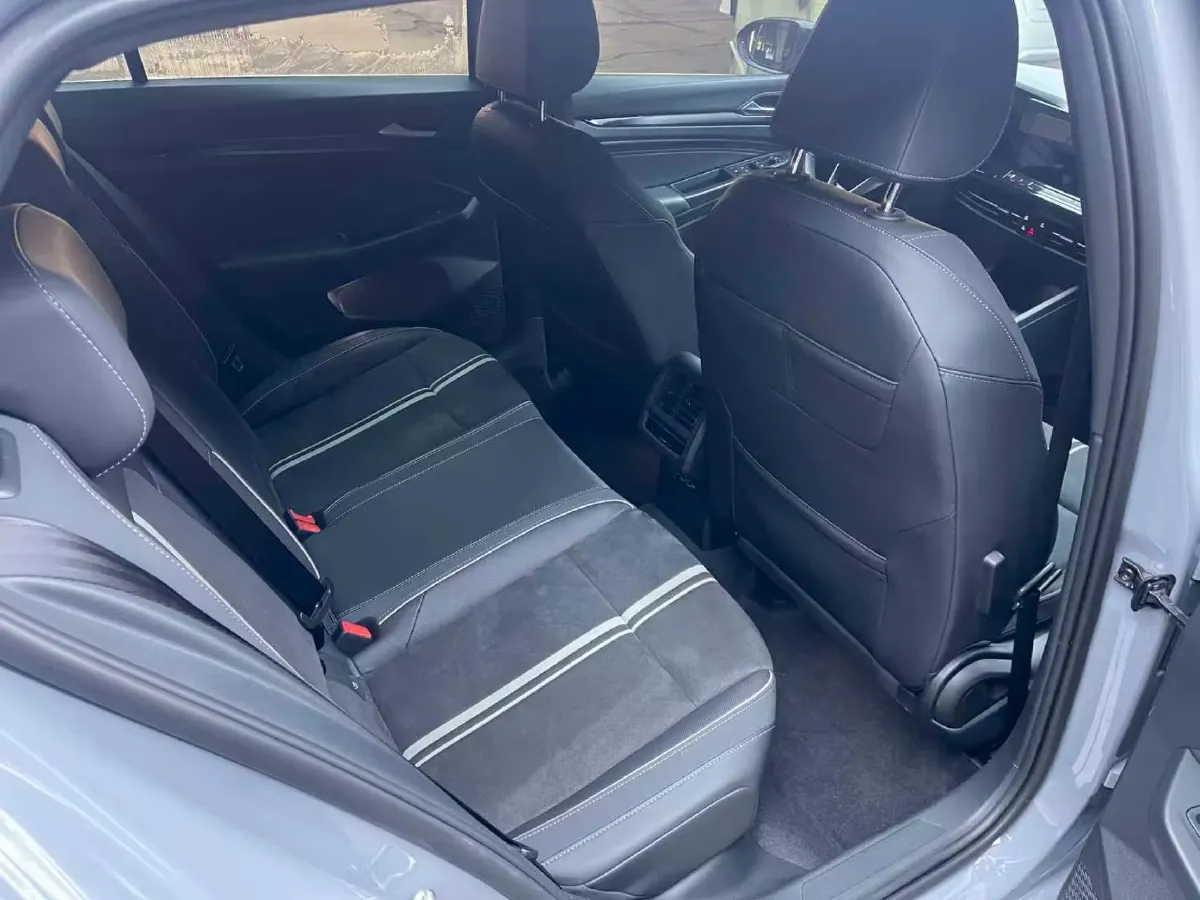 2021 Volkswagen Golf 1.4T 150HP L4 7DCT,autocango,china used car exporter,china ev exporter,chinese used car exporter,chinese used ev exporter