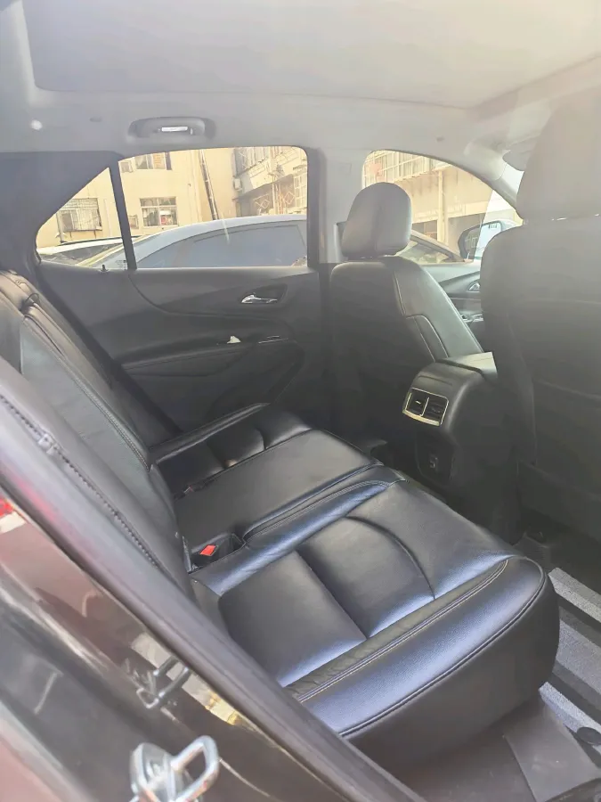 2019 Chevrolet Equinox 1.5T 180HP L4 6AT,autocango,china used car exporter,china ev exporter,chinese used car exporter,chinese used ev exporter